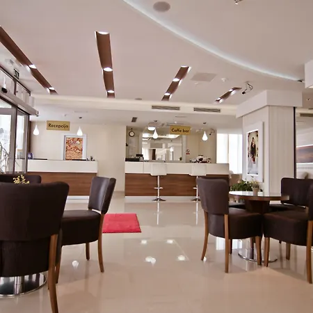 Hotel Luna-3